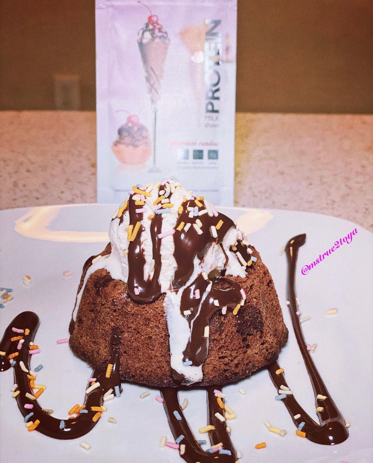 Keto-Friendly Chocolate Chip Mini Bundt Cake – Protein Milkshake