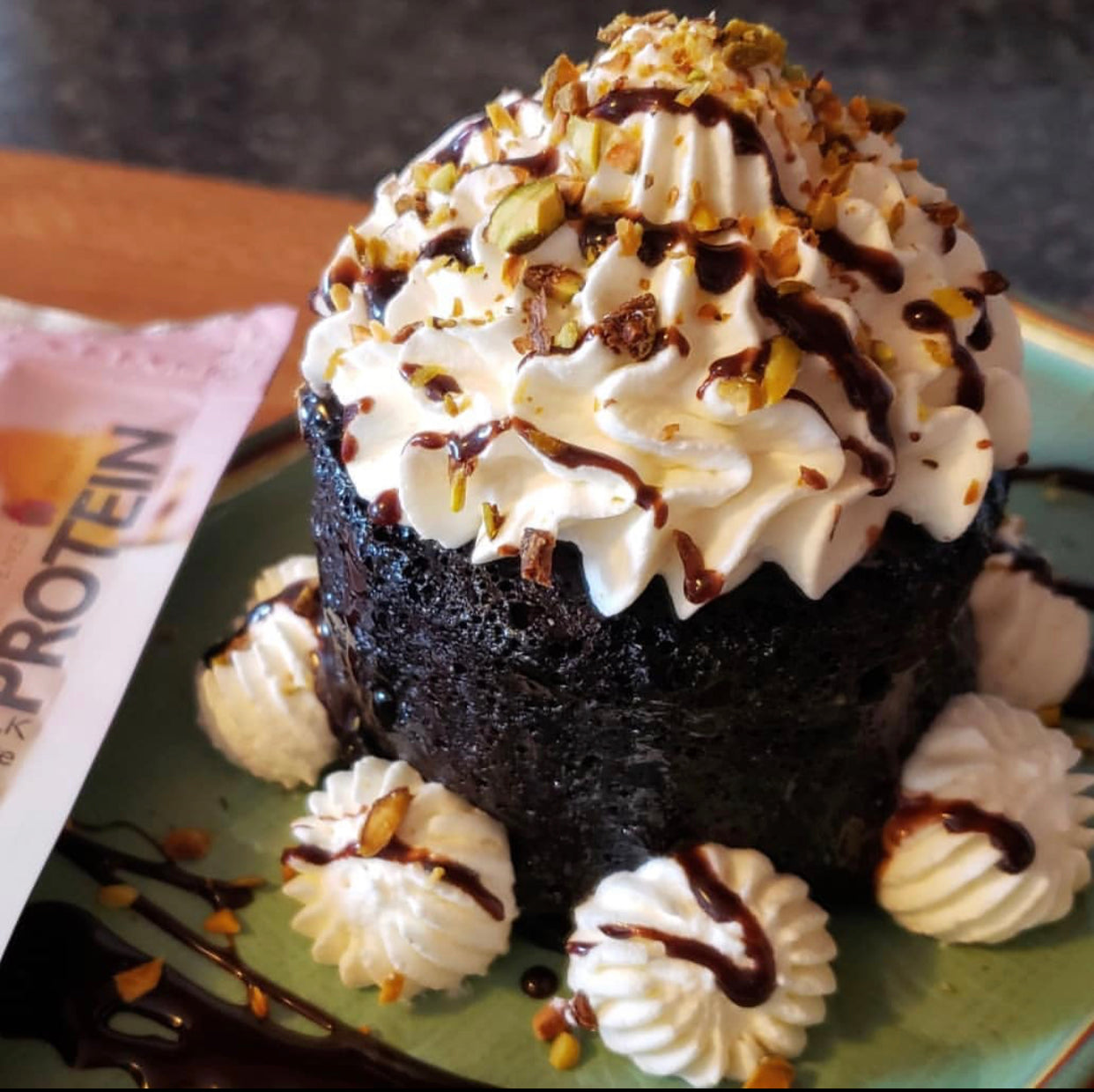 Keto Chocolate Protein Mug Cake – Protein Milkshake
