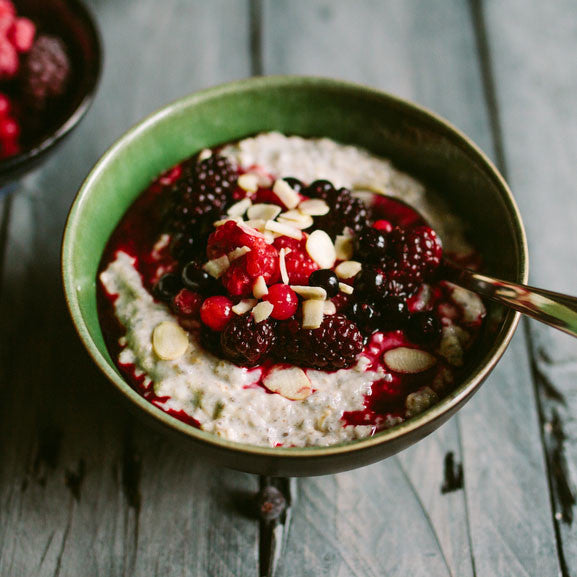 The Ultimate Protein-Packed Breakfast Bowl to Curb Your Cravings &ndash; Protein Milkshake