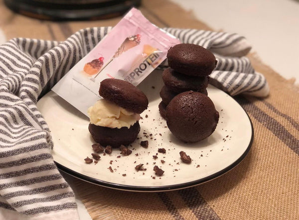Keto Chocolate Macaroons
