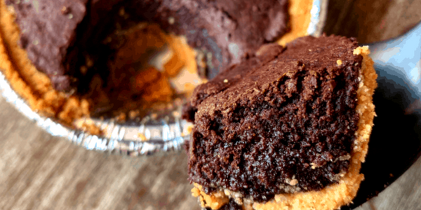 Protein Milkshake High Protein Low-Carb Peanut Butter Fudge Brownie Pie