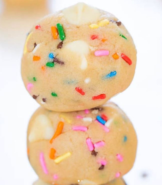 Protein Packed Sugarless Cookie Dough – Protein Milkshake