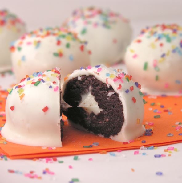 Red Velvet Cake Bites – Protein Milkshake